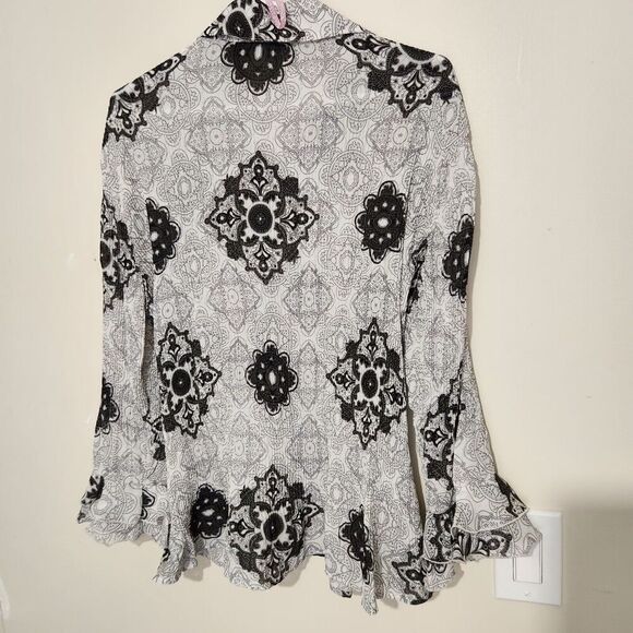Essentials By Milano Blouse Medium Butterfly Sleeve White Black Sheer - Picture 2 of 11